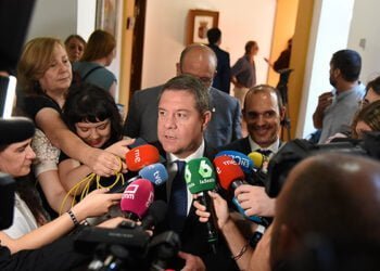 Page presenta, para los próximos 4 años, una batería de medidas dotadas de presupuesto que blindan los servicios sociales y garantizan el crecimiento económico en Castilla-La Mancha Page presenta, para los próximos 4 años, una batería de medidas dotadas de presupuesto que blindan los servicios sociales y garantizan el crecimiento económico en Castilla-La Mancha