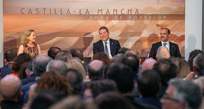 Page valora la “estabilidad institucional y certidumbre” de Castilla-La Mancha, “una región cooperadora y solidaria”