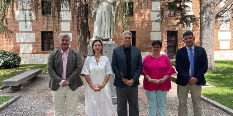 Convertir Guadalajara en una ciudad universitaria, uno de los grandes objetivos de Ana Guarinos 1 reunion ayuntamiento uah