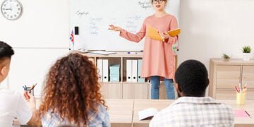 El Gobierno regional destinará el próximo curso auxiliares de conversación a 26 centros educativos con proyectos bilingües de FP