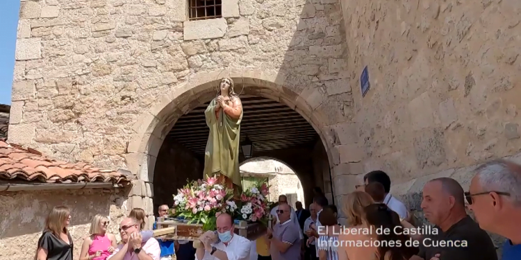 Poyatos festeja a María Magdalena 1 vlcsnap 00207