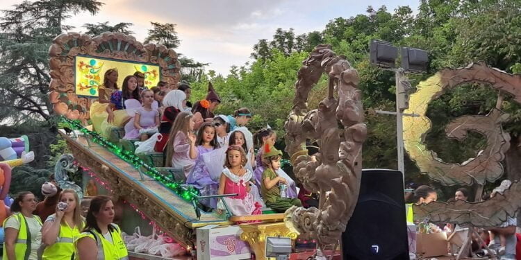 Imágenes. Desfile de carrozas