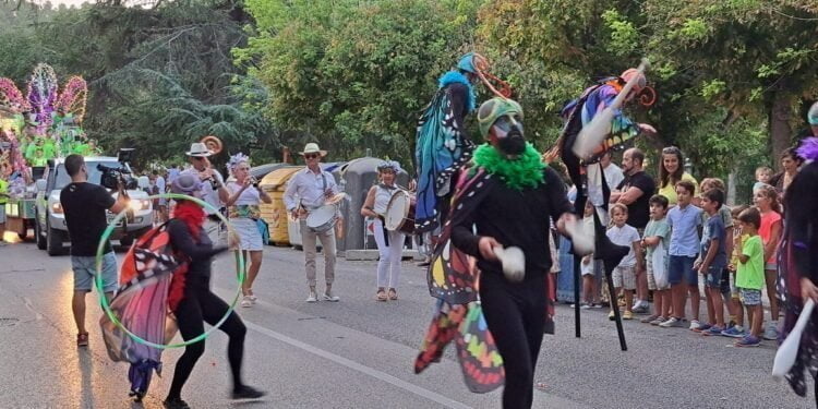 Imágenes. Desfile de carrozas