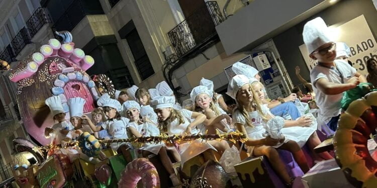 Imágenes. Desfile de carrozas