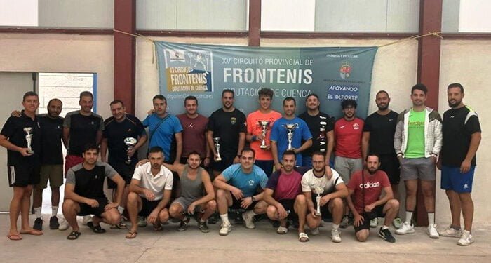 Daniel Hervás y Javier Gimeno se llevan el triunfo en el XII Torneo de Frontenis de Horcajo de Santiago 1 Daniel Hervás y Javier Gimeno se llevan el triunfo en el XII Torneo de Frontenis de Horcajo de Santiago