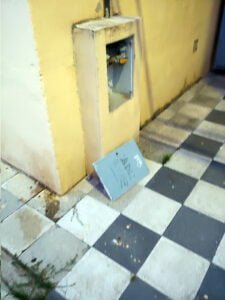 Denuncian la manipulación y el corte de la llave de gas en un bloque en el barrio de La Paz en Cuenca