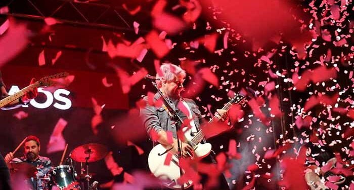 Despistaos llenan la Plaza Mayor de Sigüenza 1 Despistaos llenan la Plaza Mayor de Sigüenza