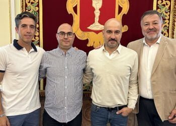 El ceramista Rubén Navarro será el cartelista de San Mateo 2023 y Javier Benayas, quien fuera presidente de la APM, el pregonero