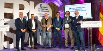 Fallece Ramón Lobo, último premio internacional de periodismo “Cátedra Manu Leguineche”