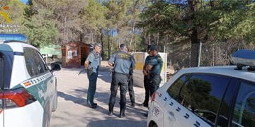 Guardia Civil y Agentes Medioambientales intensifican la vigilancia en las Chorreras del Cabriel.