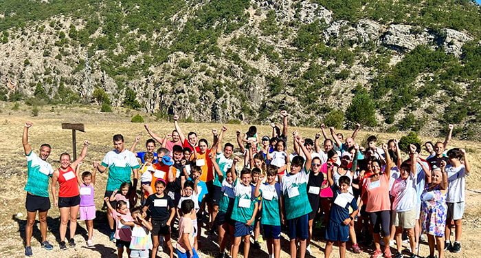 Huélamo rememoró la leyenda del hombre de la capa negra con la celebración XXVIII Carrera Popular Juan Manuel Merchante 1 Huélamo rememoró la leyenda del hombre de la capa negra con la celebración XXVIII Carrera Popular Juan Manuel Merchante