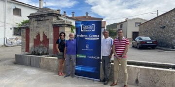 Invierte en Cuenca analiza con el ayuntamiento de Lagunaseca las posibilidades de instalación de empresas