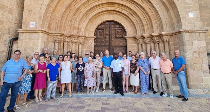Javier del Río participa en el homenaje a los mayores de Millana