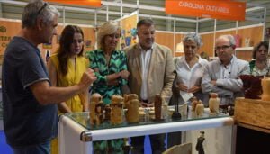 La XXXVI Feria de Artesanía abre sus puertas en el recinto de La Hípica ofreciendo obras únicas de 25 sectores diferentes