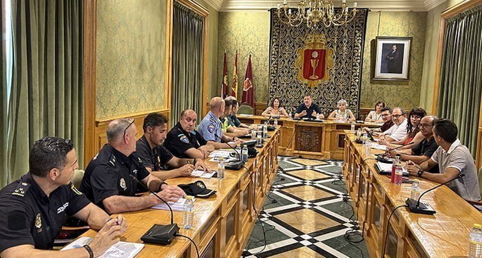 Las Juntas Locales de Seguridad y Protección Civil aprueban los planes para garantizar el buen desarrollo de las Ferias de San Julián 2023 1 Las Juntas Locales de Seguridad y Protección Civil aprueban los planes para garantizar el buen desarrollo de las Ferias de San Julián 2023