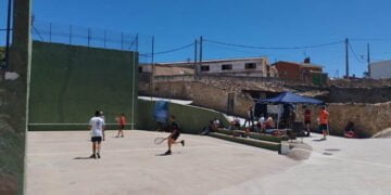 Los tinajeros Daniel Hervás e Ismael Carrasco se imponen en la 3ª etapa del Circuito de Frontenis Diputación en Cañaveruelas