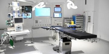 El Gobierno regional avanza en la puesta en marcha de unidades en la ampliación del Hospital de Guadalajara al iniciar el traslado del bloque quirúrgico