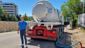 Pareja solicita al Gobierno de España que finalice la obra hidráulica que evitaría los problemas de abastecimiento de los ribereños de Entrepeñas