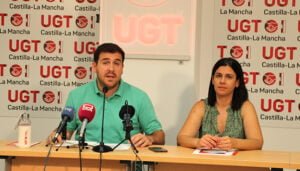 UGT CLM pide endurecer la normativa ante las olas de calor y fijar una temperatura a partir de la cual suspender la actividad al aire libre