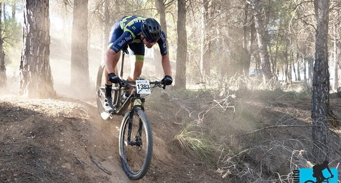 Xavi Calaf y Paula Plaza se imponen de forma incontestable en el VI Trofeo MTB Benitense 1 Xavi Calaf y Paula Plaza se imponen de forma incontestable en el VI Trofeo MTB Benitense