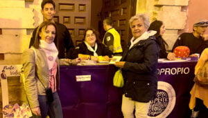 Casi 300 personas sensibilizadas en el Punto Violeta en lo que llevamos de San Mateo 2023