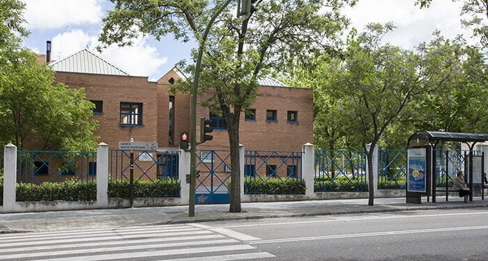 El Ayuntamiento de Guadalajara y la Asociación Esperanza en el Futuro colaboran en la recogida de material para los afectados por el terremoto de Marruecos 1 El Ayuntamiento de Guadalajara y la Asociación Esperanza en el Futuro colaboran en la recogida de material para los afectados por el terremoto de Marruecos