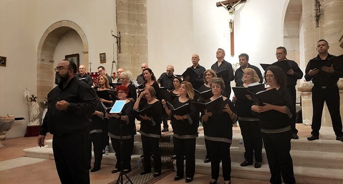El Coro del Conservatorio de Cuenca amenizará la función religiosa de la Hermandad de Nuestra Señora de la Soledad del Puente 1 Coro del Conservatorio de Cuenca