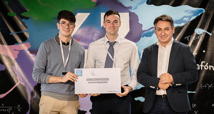 Cuatro estudiantes de la Escuela Politécnica de Cuenca obtienen el segundo premio del HackForGood de Telefónica con un proyecto para mejorar la salud mental