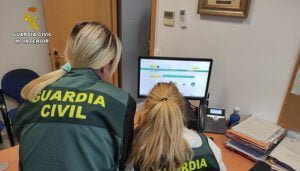 Denunció en Azuqueca de Henares haber sido víctima de un robo para cobrar el seguro y era mentira ha sido detenida