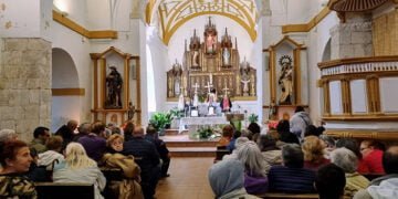 El Alto Rey celebra con lluvia su tradicional romería y en un contexto de saldo migratorio positivo en las zonas despobladas de la provincia