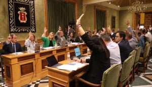 El Ayuntamiento de Cuenca nombra Hija Predilecta a María del Carmen Martínez Villaseñor, la conocida ‘Mari Carmen y sus Muñecos’