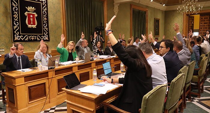 El Ayuntamiento de Cuenca nombra Hija Predilecta a María del Carmen Martínez Villaseñor, la conocida ‘Mari Carmen y sus Muñecos’