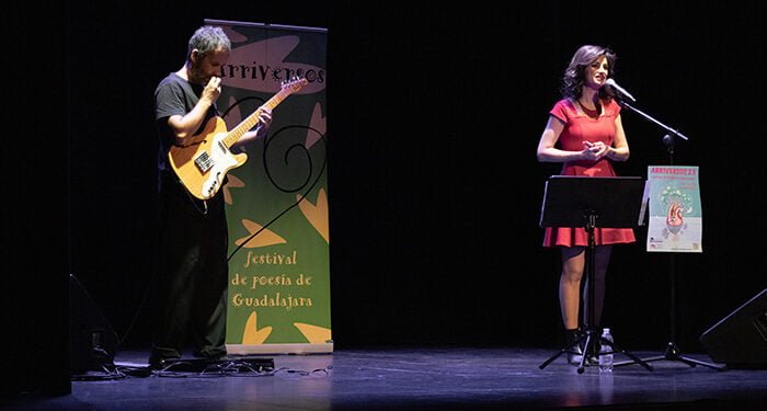 El Teatro Moderno habla gallego con Yolanda Castaño en ARRIVERSOS 1 El Teatro Moderno habla gallego con Yolanda Castaño en ARRIVERSOS