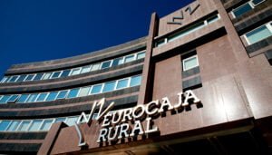 Eurocaja Rural pone en marcha un protocolo de actuación especial dirigido a sus clientes asegurados para mitigar los daños causados por la DANA