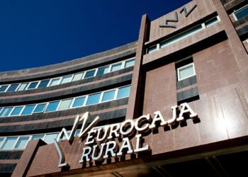 Eurocaja Rural pone en marcha un protocolo de actuación especial dirigido a sus clientes asegurados para mitigar los daños causados por la DANA