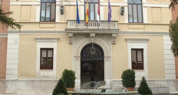 El Pleno de la Diputación de Guadalajara aprueba las distinciones que se entregarán en el Día de la Provincia 1 Fachada Casa Palacio Diputación Guadalajara