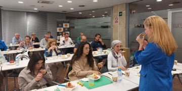 Fundación Eurocaja Rural y D.O.P. Montes de Toledo reeditan el curso Iniciación al análisis sensorial de aceite de oliva virgen, tras el éxito de la primera edición