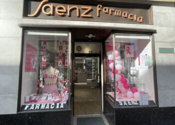 Guadalajara abre el plazo para la inscripción de establecimientos comerciales en el concurso Escaparate en Rosa