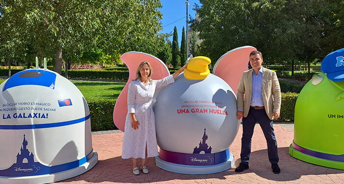 Guarinos visita La iniciativa de reciclaje puesta en marcha en el Parque de Adoratrices