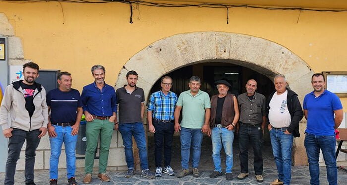 La Agrupación de ganaderos de la Sierra Norte renueva su Junta Directiva 1 La Agrupación de ganaderos de la Sierra Norte renueva su Junta Directiva