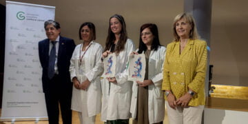 La Asociación Española Contra el Cáncer en Guadalajara adjudica dos ayudas económicas para impulsar la formación en oncología