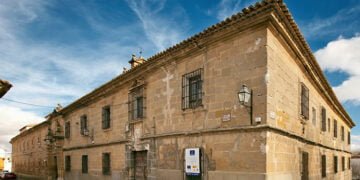 La Diputación de Cuenca y TRAGSA firman el acta de replanteo para retomar las obras del antiguo convento de los Jesuitas de Huete