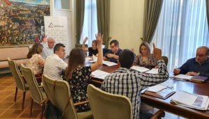 La Diputación de Guadalajara aportará 250.000 euros para que Cáritas habilite viviendas de acogida a familias en exclusión