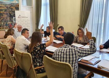 La Diputación de Guadalajara aportará 250.000 euros para que Cáritas habilite viviendas de acogida a familias en exclusión