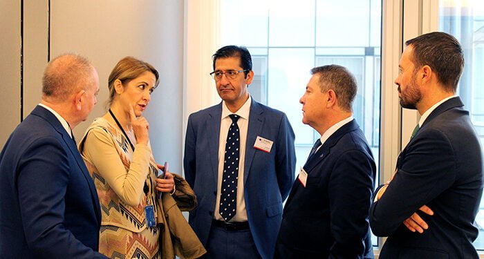 La Junta defiende en la UE la lavanda y el lavandín como productos saludables y sostenibles con un importante aporte socioeconómico a la región