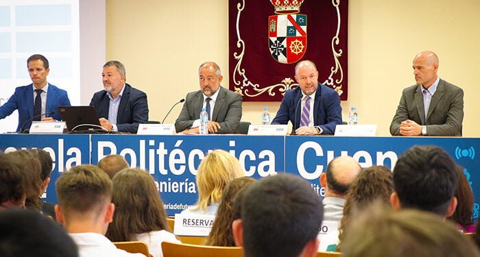 La Junta ha invertido más de 300 millones de euros en los últimos ocho años para adquirir, mejorar o renovar el parque tecnológico sanitario