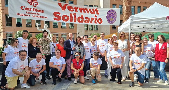 La Junta pone en valor el vermú solidario que Cáritas Diocesana organiza en las Ferias y Fiestas de Guadalajara