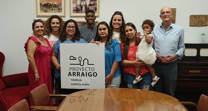 La segunda edición del Proyecto Arraigo con la colaboración de la Diputación trae las dos primeras familias a Belmonte 1 La segunda edición del Proyecto Arraigo con la colaboración de la Diputación trae las dos primeras familias a Belmonte