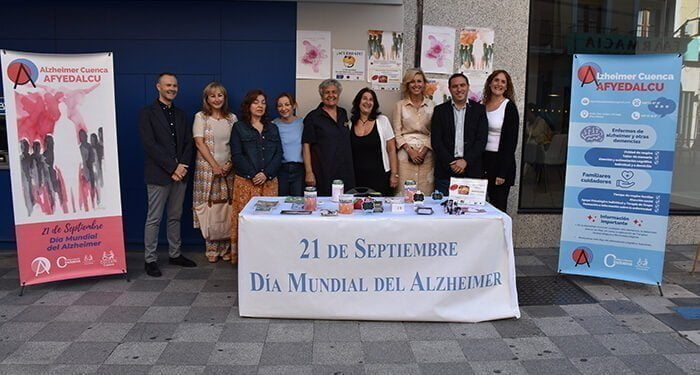 Las instituciones conquenses muestran su apoyo a Afyedalcu en el Día Mundial del Alzheimer 1 Las instituciones conquenses muestran su apoyo a Afyedalcu en el Día Mundial del Alzheimer