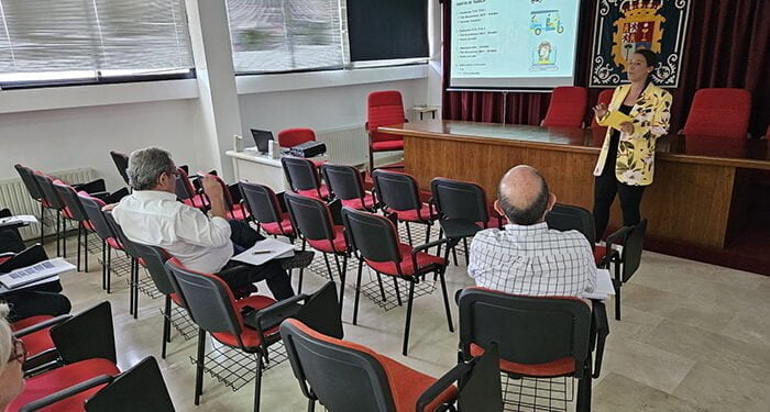 Los quince proyectos finalistas del II Concurso de Proyectos Empresariales Integra 4.0 exponen sus ideas de negocio